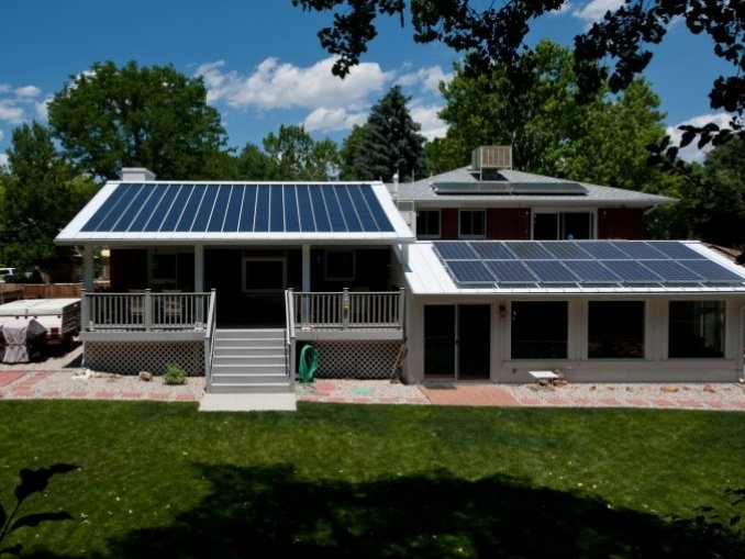 Solar panels installed on roof by solar contractor in Orlando Florida
