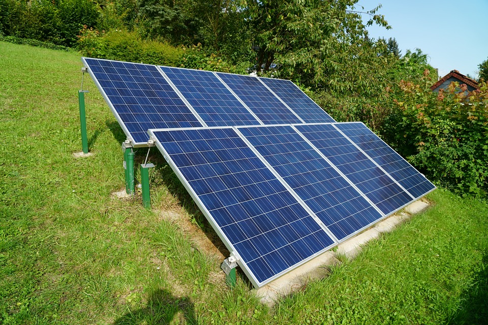 Solar PV panels installed in Garden of Orlando home