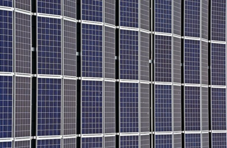 Best PV Solar Panels for Orlando Homeowners